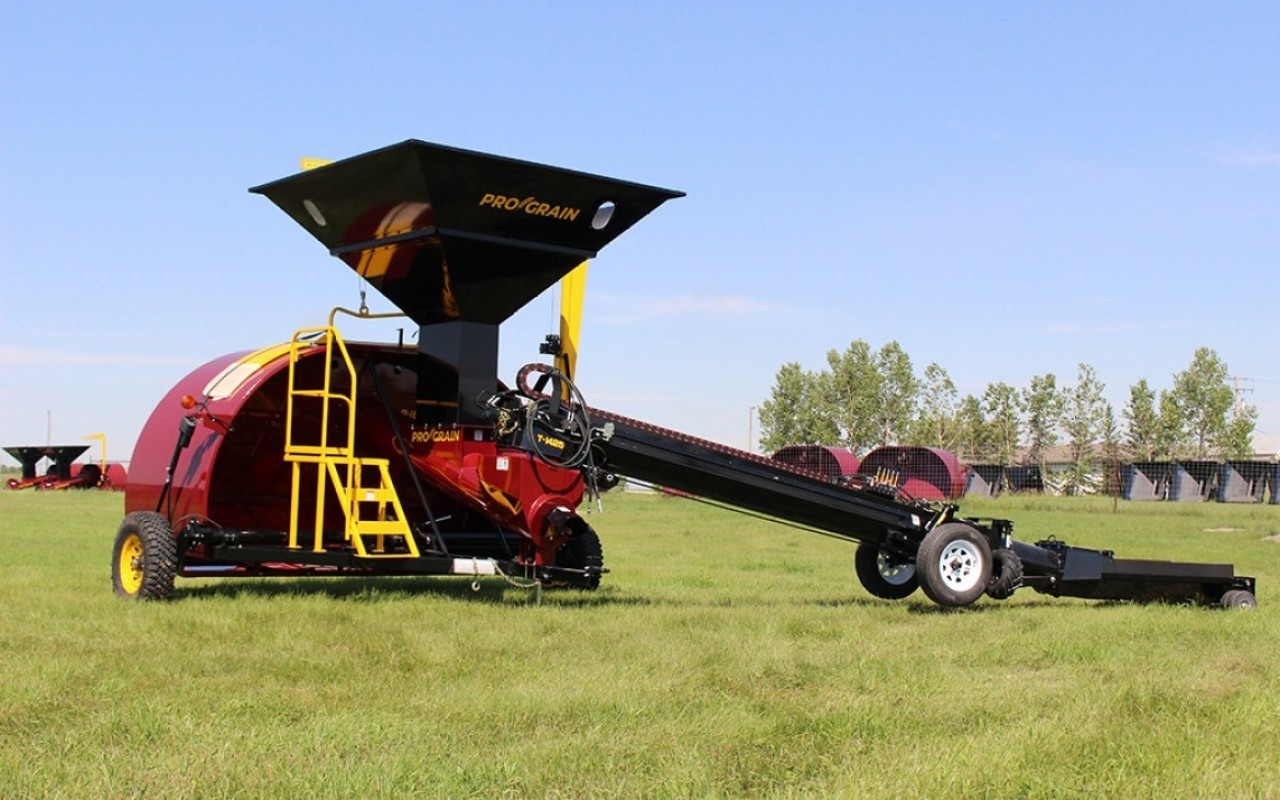 Pro Grain T-1425 Transfer Auger | Grain Handling | Flaman Agriculture